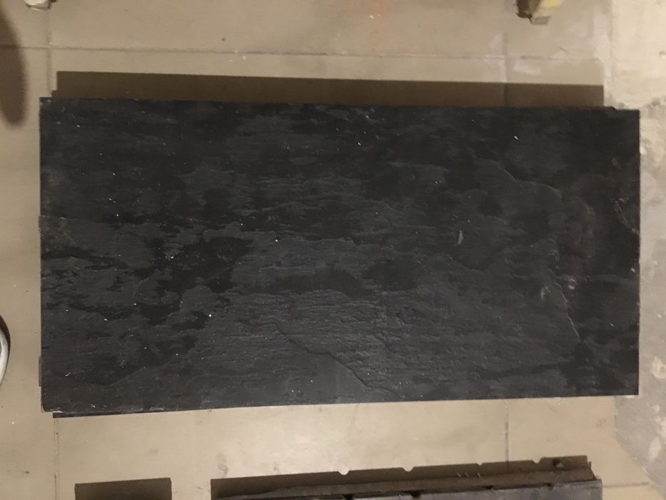 Płytki, gres, czarny kamień, mat/połysk, używane.
