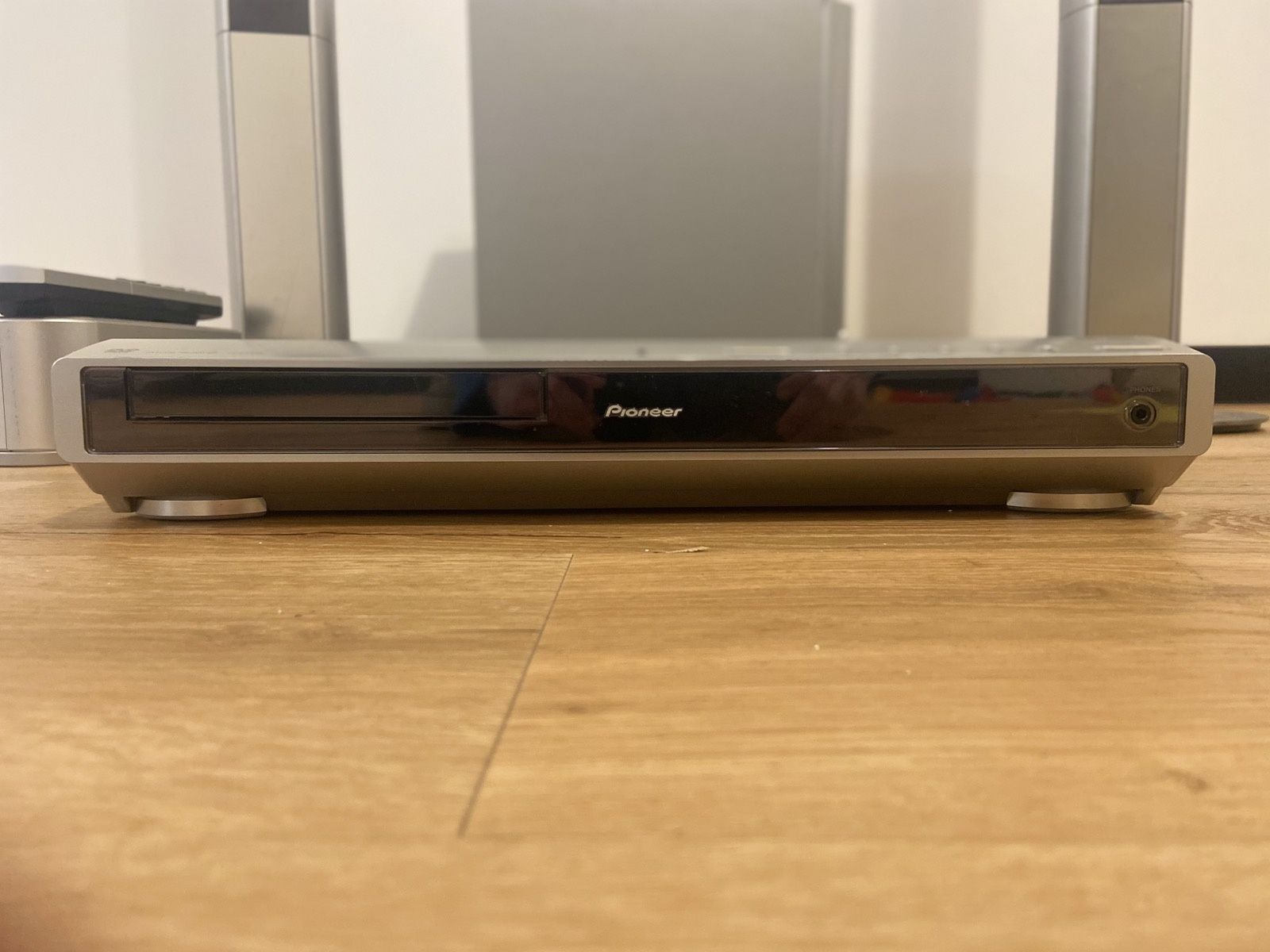 Домашній кінотеатр PIONEER XV DV-424