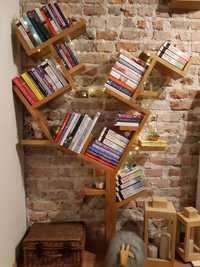 Półka na książki drzewo z drewna.