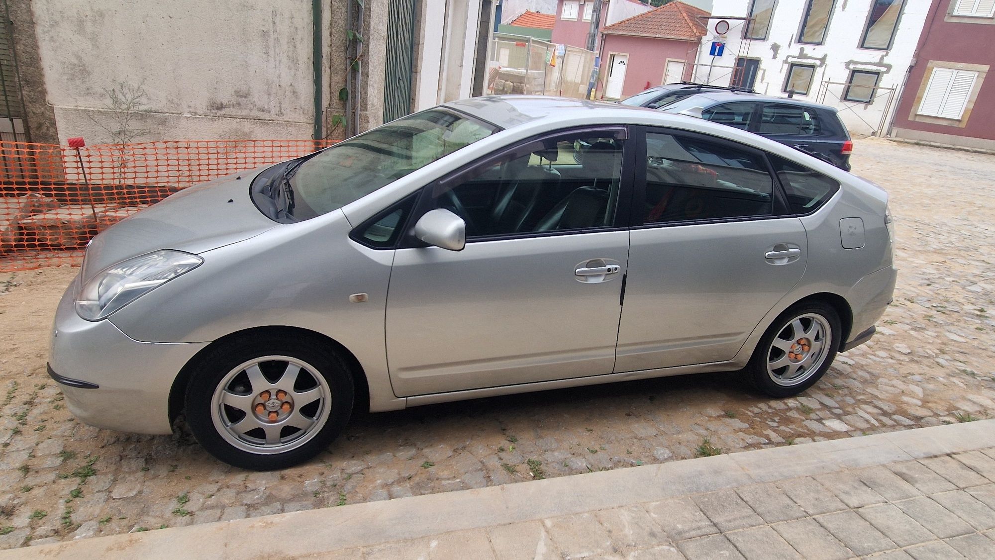 Toyota prius 2005 hybrid