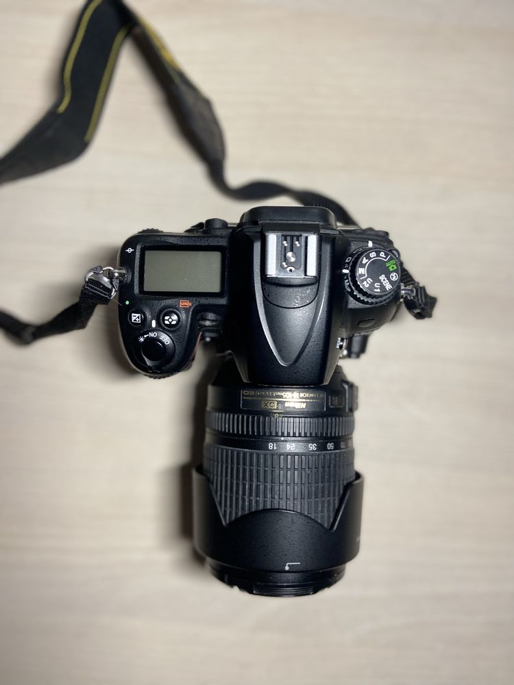 Фотокамера Nikon d7000 з обʼєктивом 18-105 nikkor в комплекті сумка
