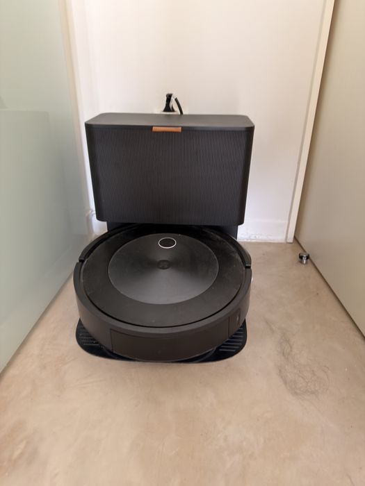 IRobot j7+ aspirador