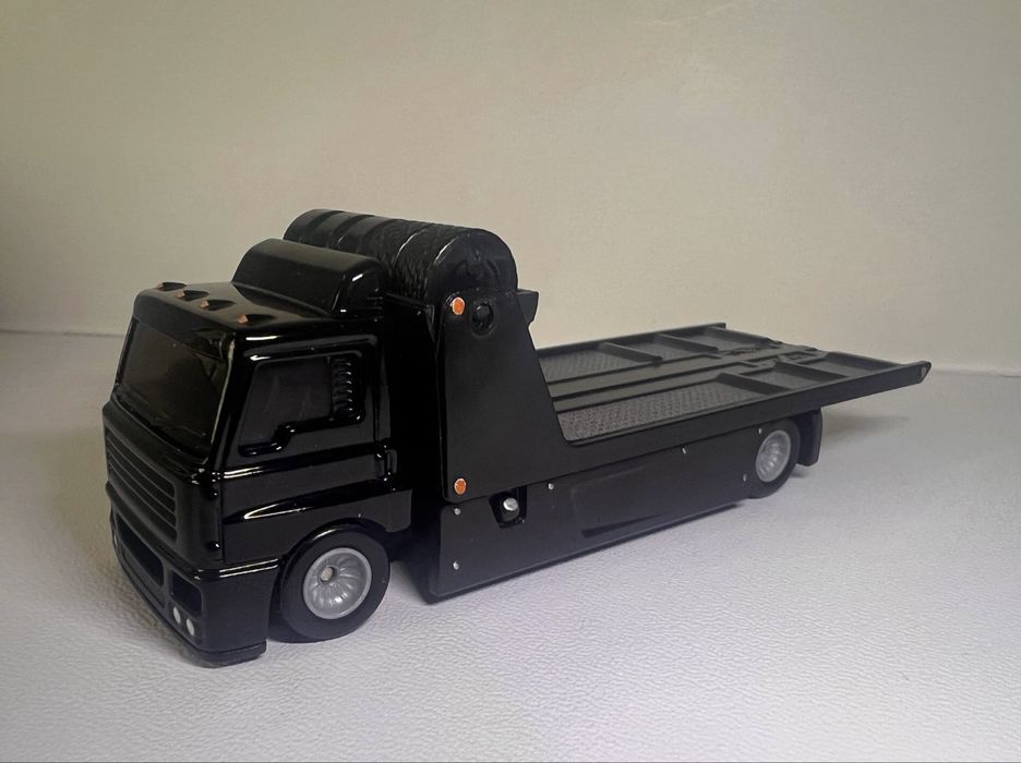 Hot Wheels team transport premium