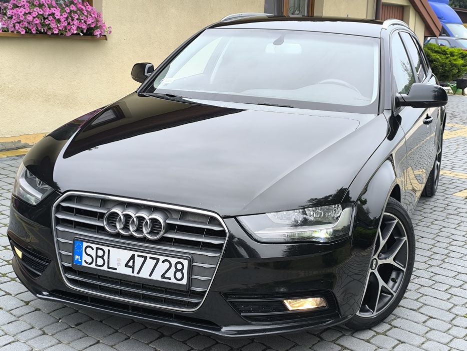 Audi A4 B8_2.0 TDI_2012r_Polift_ALU_BBS 18_CZARNA_PIĘKNA_BEZ WKŁADU_
