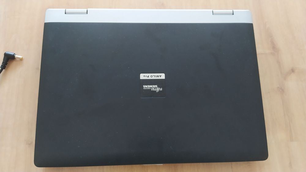 Laptop Fujitsu Siemens Amilo Pro v3505