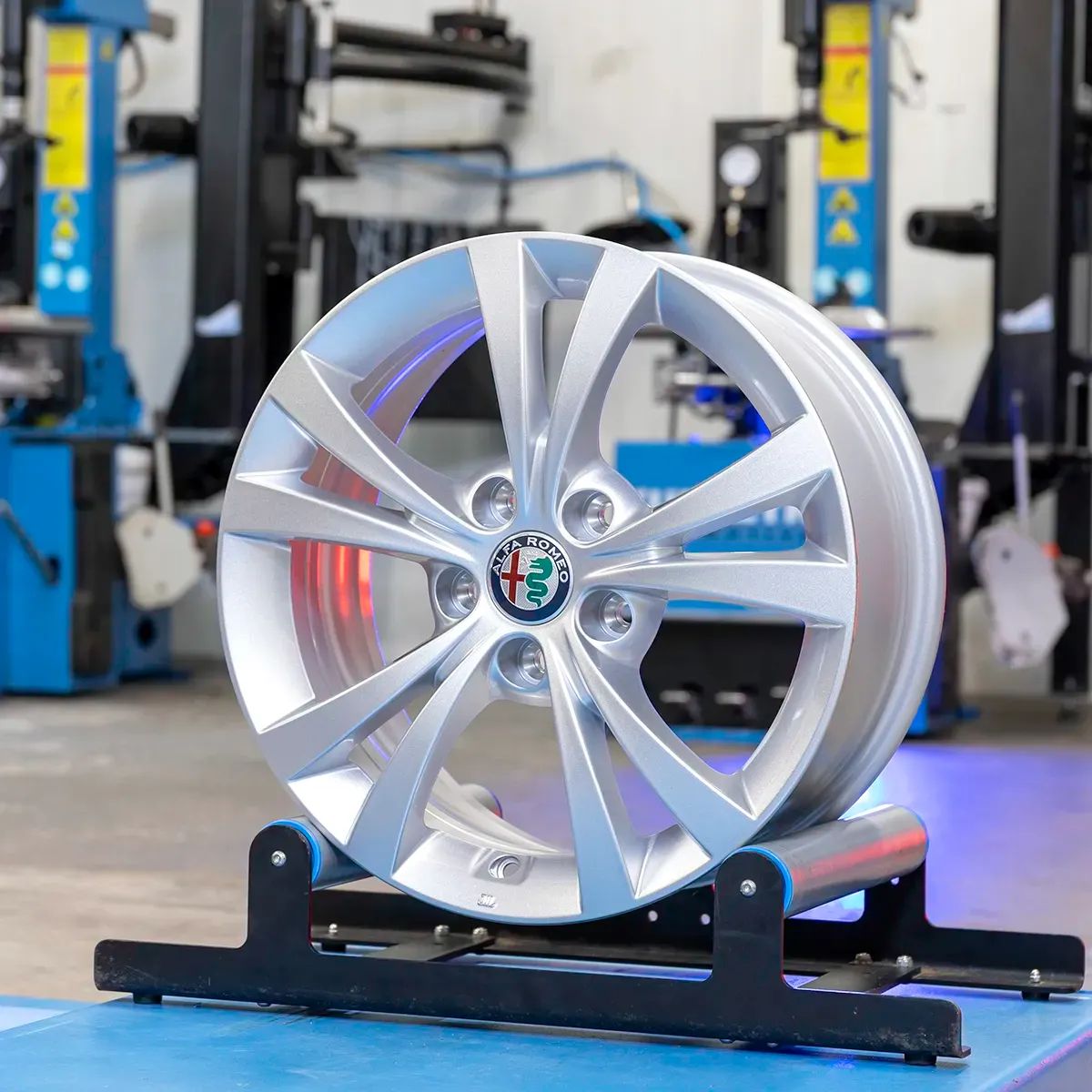 FABRYCZNIE NOWE Felgi Alfa Romeo 16" 159 Brera Spider Giulietta