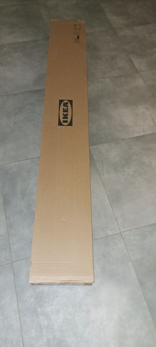 Regał billy z drzwiczkami szklanymi elegancki polecam solidny ikea