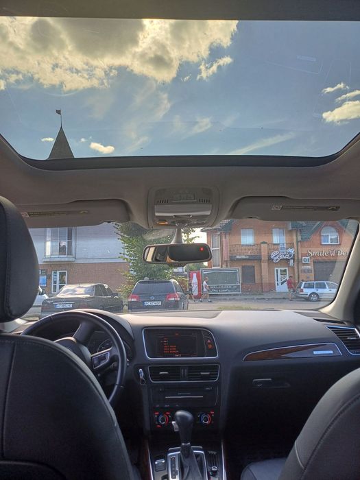 Продам авто в чудовому стані аудіо Q5