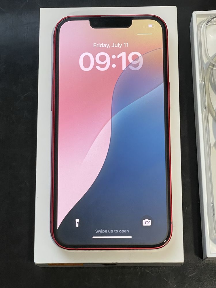 Apple iPhone 13 Red 128GB. 100% baterii.