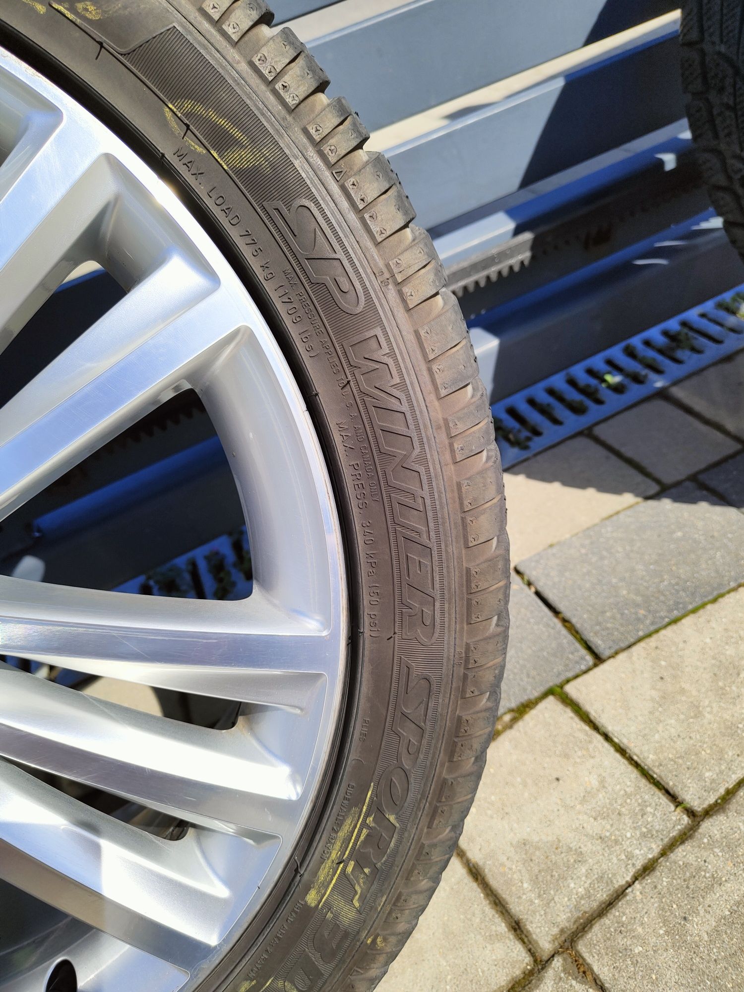 235/45r19 dunlop winter zimowe