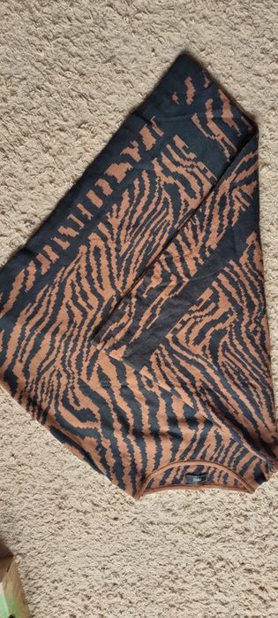 Красивая накидка пончо NEXT