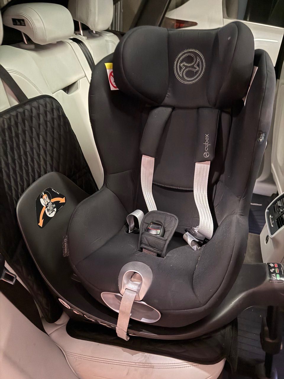 Cybex Sirona Z2 i-Size (Deep Black) + baza Cybex Base Z2