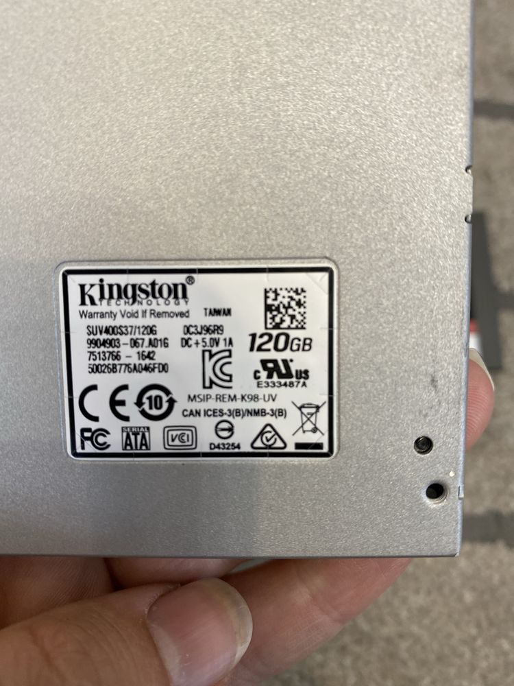 Жосткий диск Dell, kingston,Intel