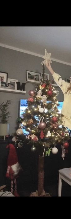 Choinka na pniu sztuczna