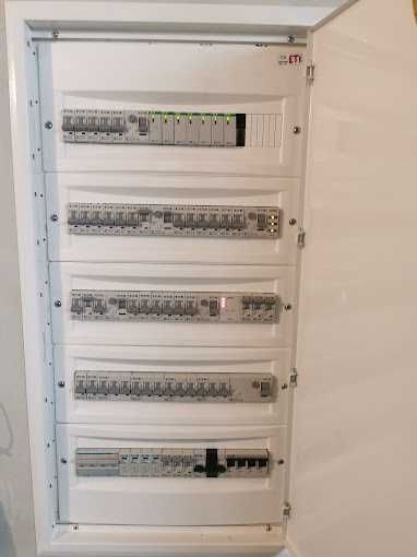 Instalacja elektryczna, alarm, kamery, internet, przyłącze, dom/ blok