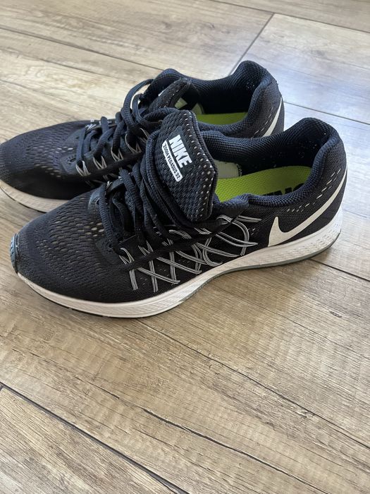 Кросівки бігові Nike