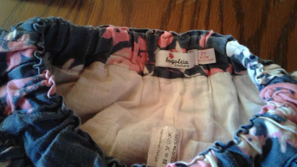 Calção folhos menina 2 anos