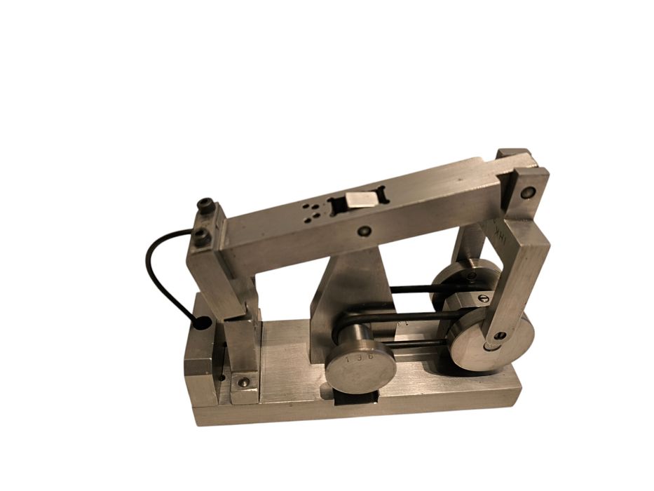 Szyb naftowy model