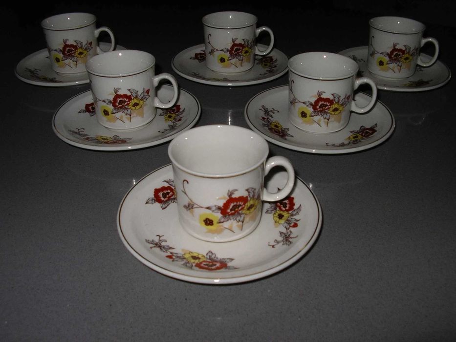 Chávenas de Café "Amores-Perfeitos"