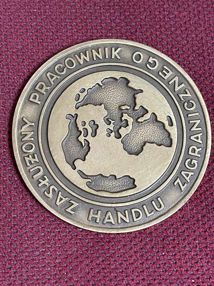 Medal Zasłużony Pracownik Handlu Zagranicznego