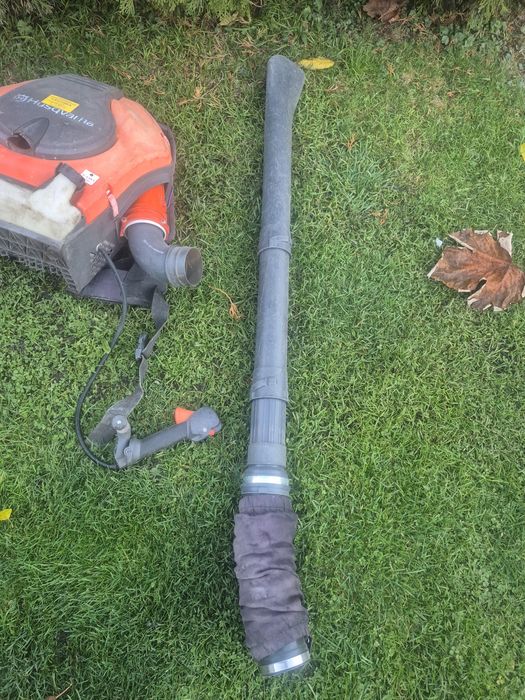 Садова дуйка Husqvarna