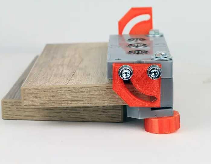 Кондуктор універсальний для конфірматів та шкантів  ДСП 16 і 18