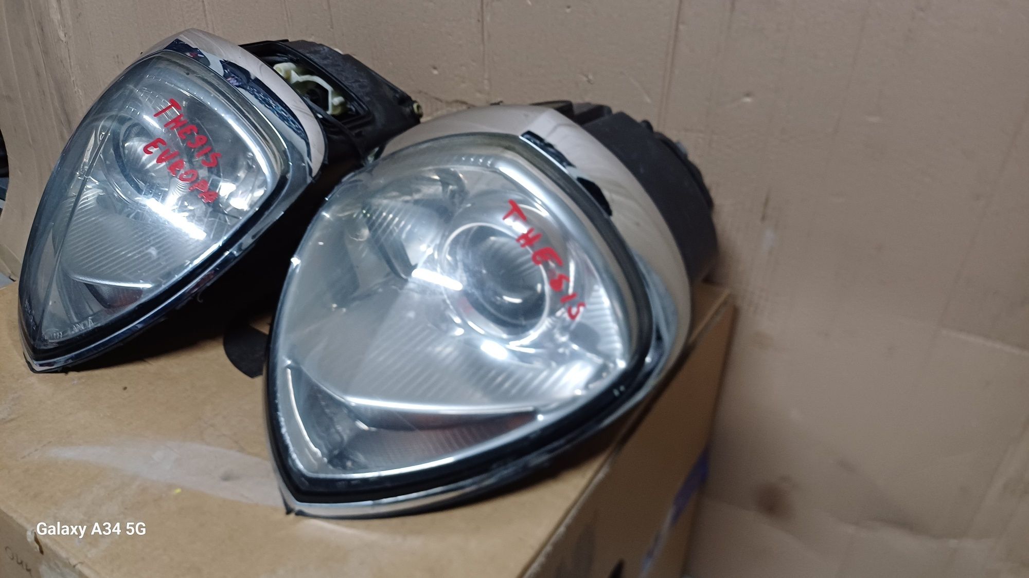 Lampa lancia thesis xenon