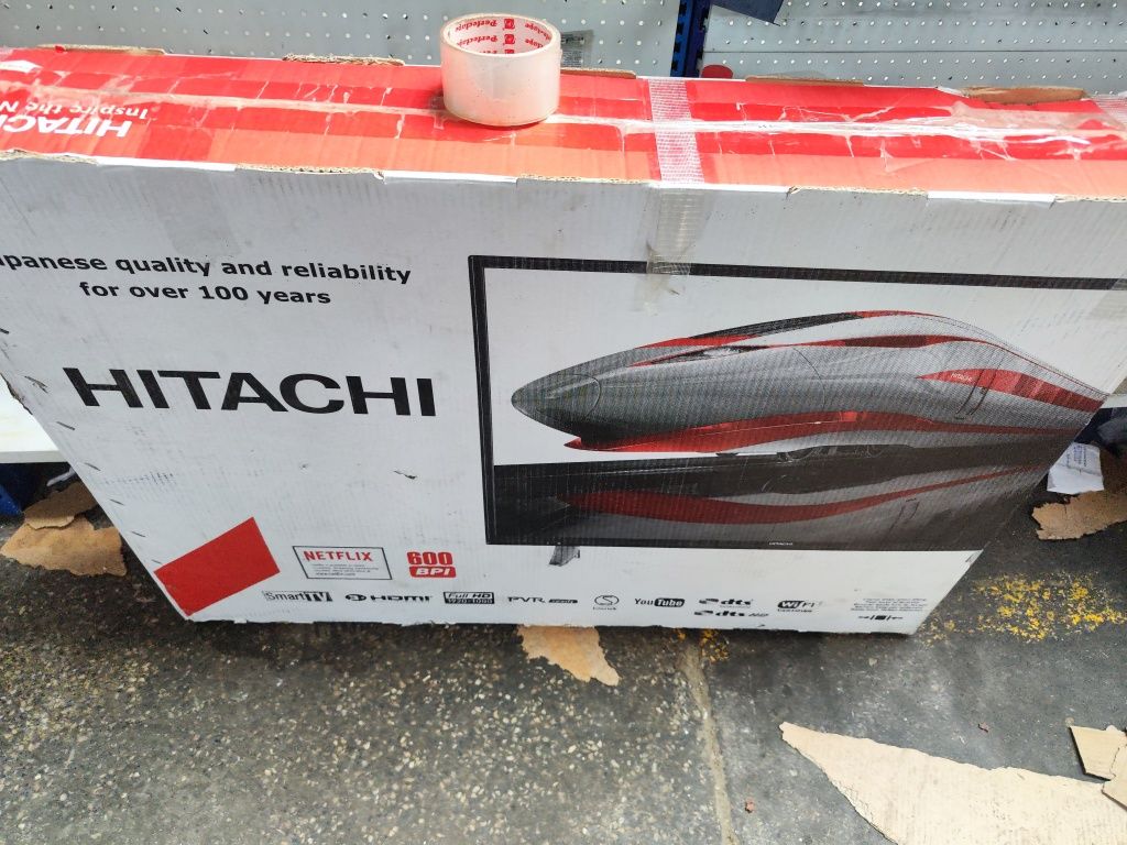 Telewizor Hitachi 40hb6t62 40 cali Smart wifi Netflix DVB-T2 komplet