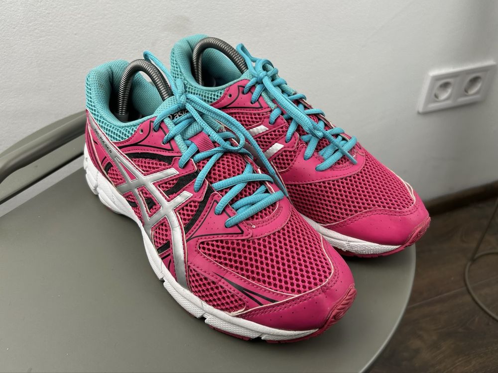 Оригінал! Кросівки Asics Gel Pulse 40 розмір 02402