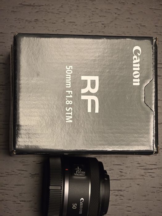 Lente Canon RF 50 f1.8 stm -  impecável com caixa
