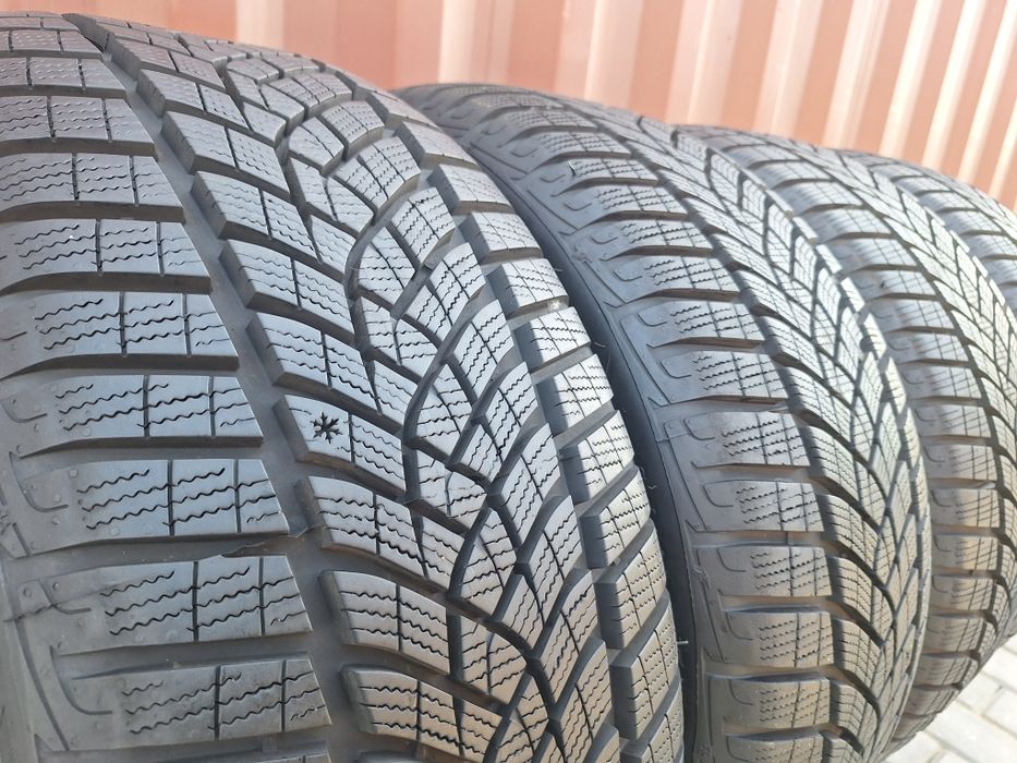 225/50/17 Goodyear Opony Zimowe 4szt 8mmQuatroSiedlce 2021R
