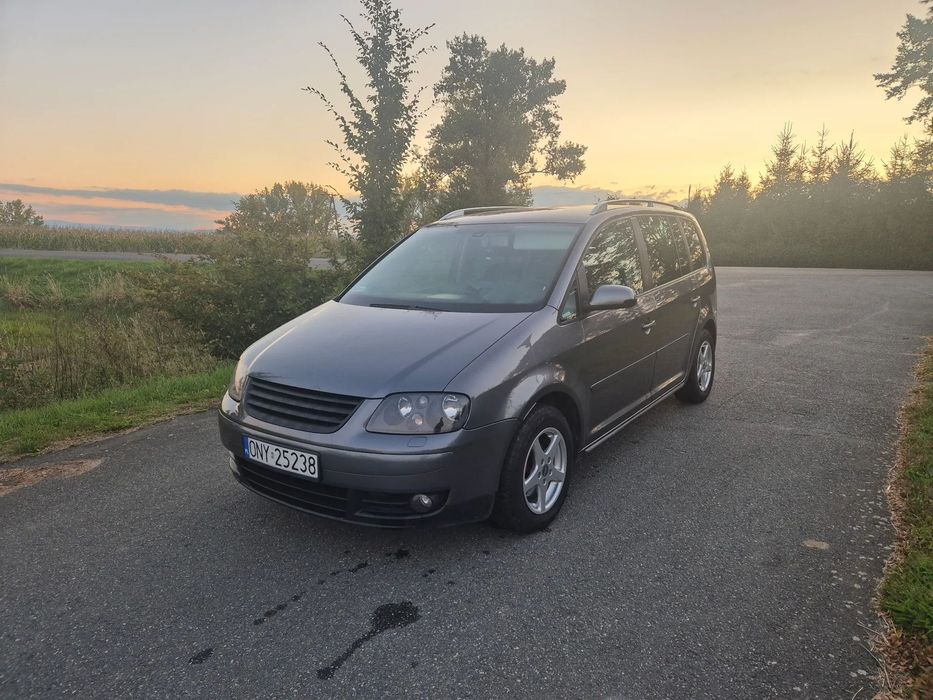 Volkswagen Touran 2.0TDI 8v Zadbany !!
