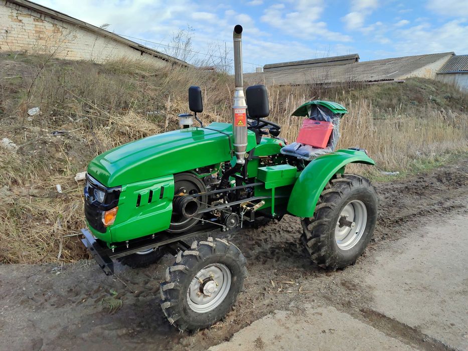 Трактор Кентавр 200В усиленный с фрезой и плугом в подарок