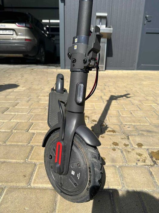 Xiaomi Mi Electric Scooter
5 Lite 90км в идеале