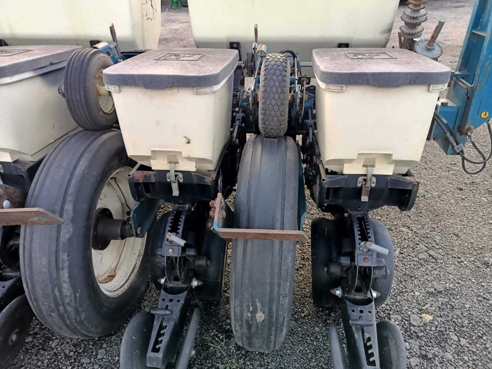 Обмін на авто Сівалка точного висіву механічна Kinze 3000 кінза