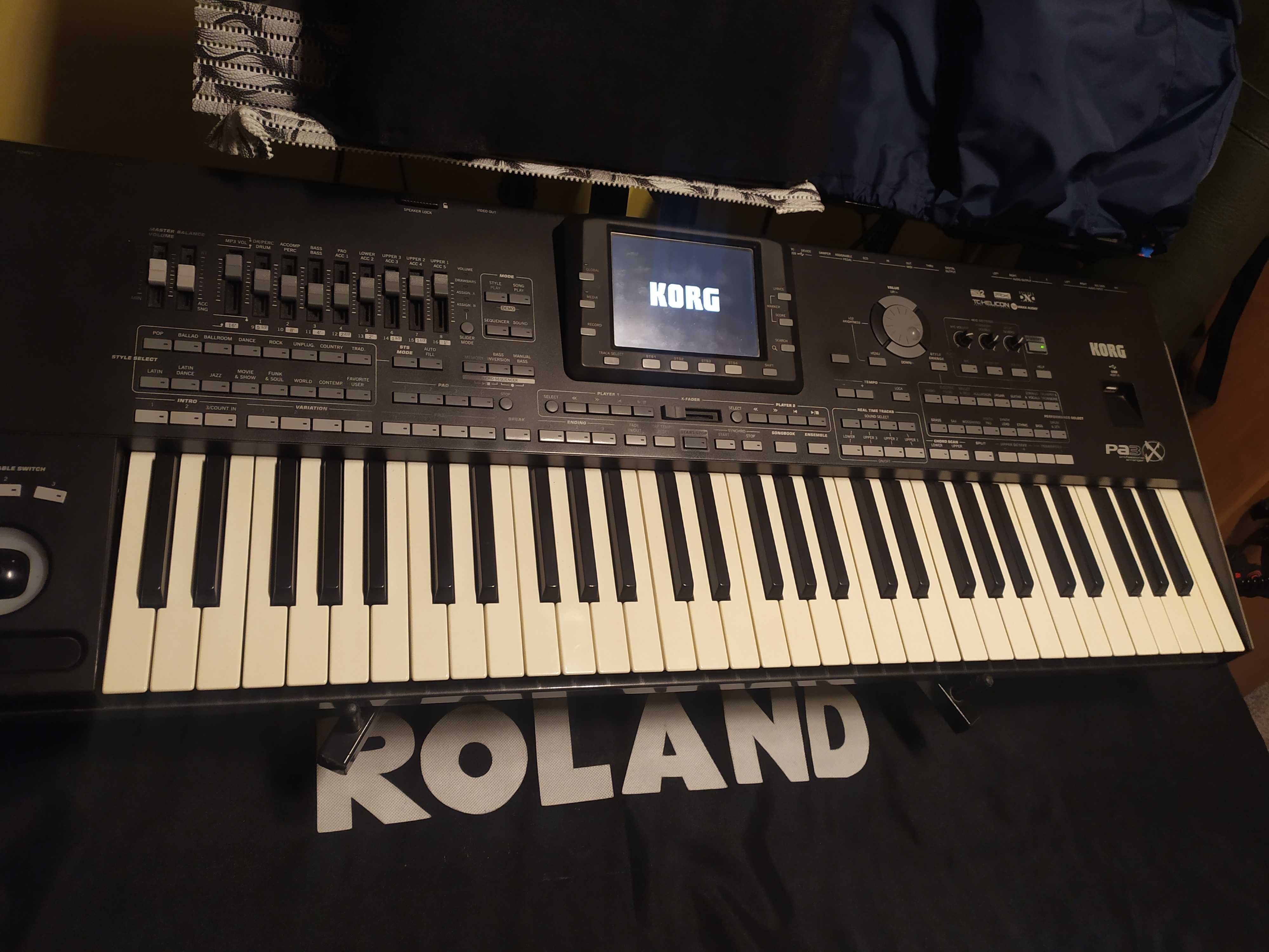 Korg pa3x 61 klawisz