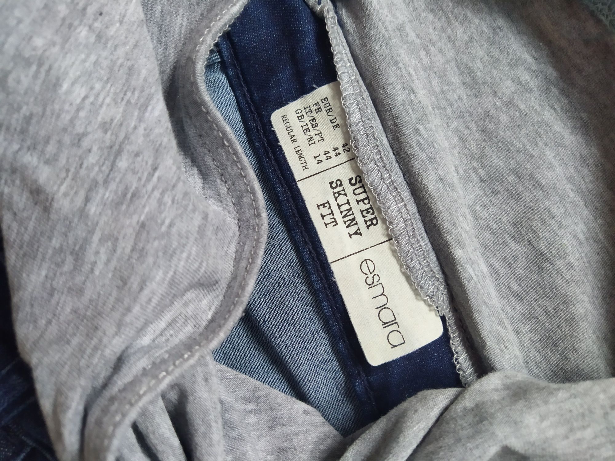 Spodnie jeans ciążowe  r 40/42