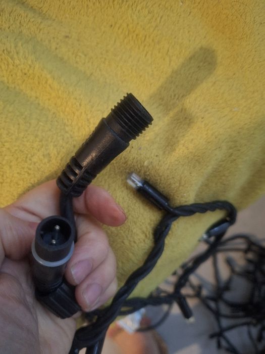 Łańcuch lampki girlanda zewnętrzna białe zimne światło obi 100 x 3v