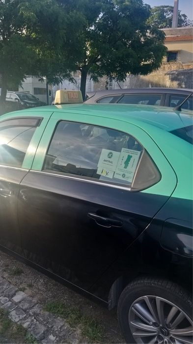 Vendo Taxi com Licença em Lisboa