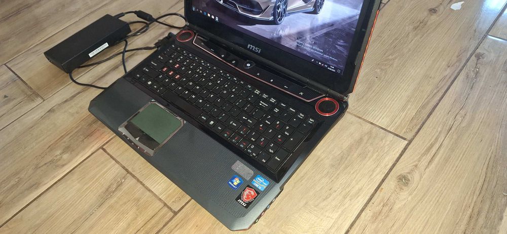 Laptop gemingowy MSI GT683 i5 /Nvidia Gtx / SSD+HDD/8 Gb