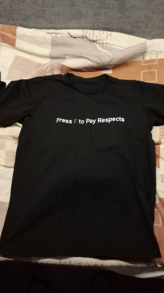 Футболка JolyBell "Press F to pay respect"