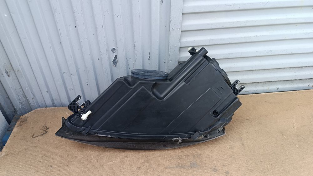 Vendo farol direito Audi A3 8P ano 2003/13