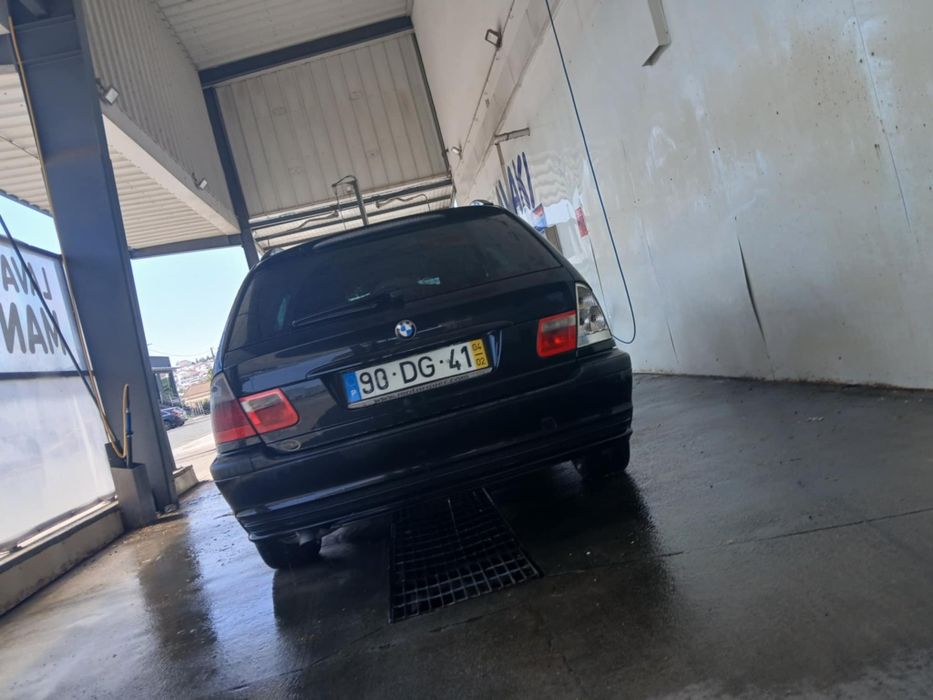 BMW 320D tourig 150cv  2004
