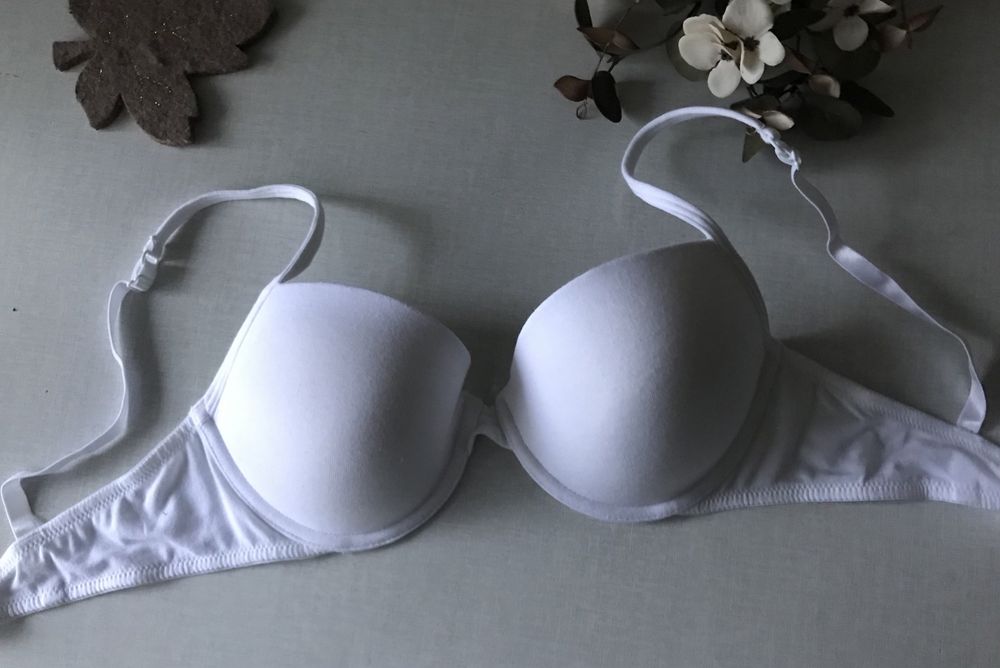 Эсмара! Женский   бюстгальтер черный, белый хлопок, Германия,80 B