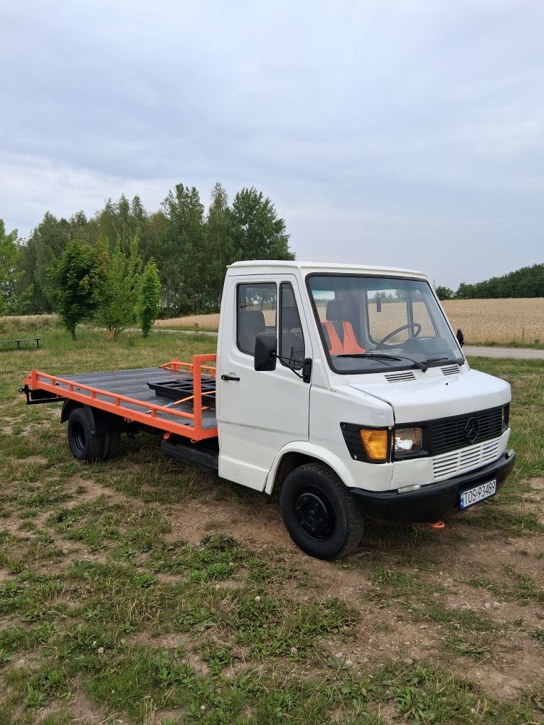 Mercedes T1 410 kaczka 2.9d bliźniak laweta 3.5t