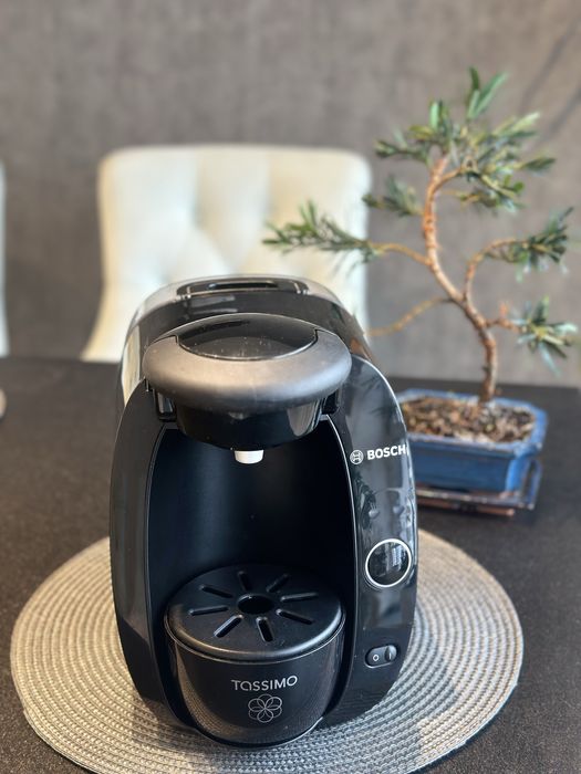Кавоварка капсульна Bosh Tossimo