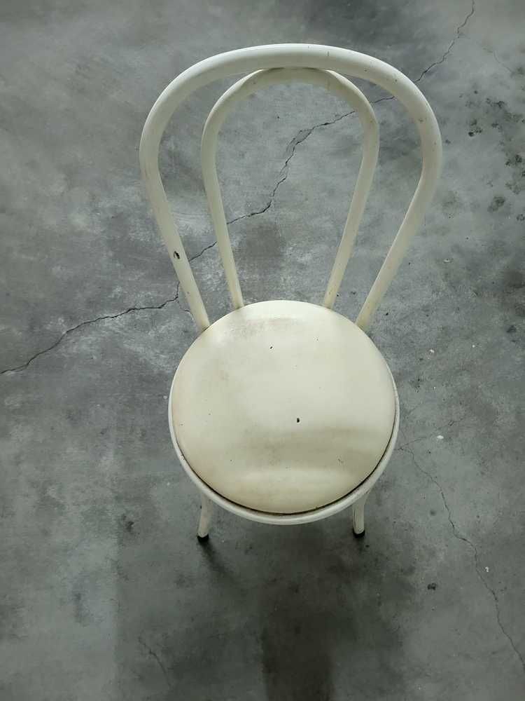 Cadeira em Metal