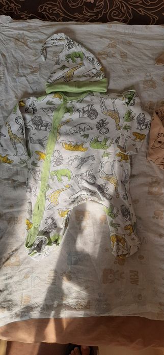 Одяг для немовлят