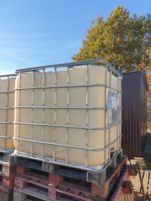 zbiornik 1000L mauser  na deszczówkę