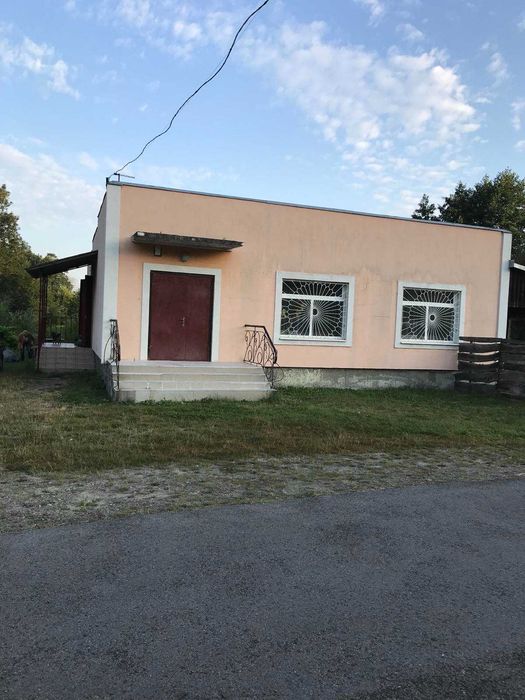 Продається нежитлова будівля